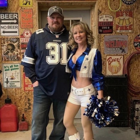 Meet your Posher, Bobbie - Picture 1 of 1